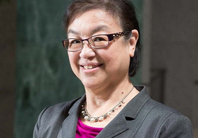 LetsWin Gloria Petersen